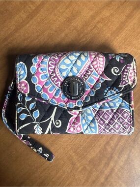 Vera Bradley Your Turn Wristlet Alpine Floral EUC